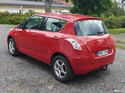 Suzuki Swift 4WD 1,2 VVT GL 5D 5MT 2013, kuva 7/12