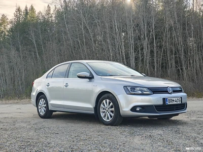 Volkswagen Jetta 2013, kuva 7/10