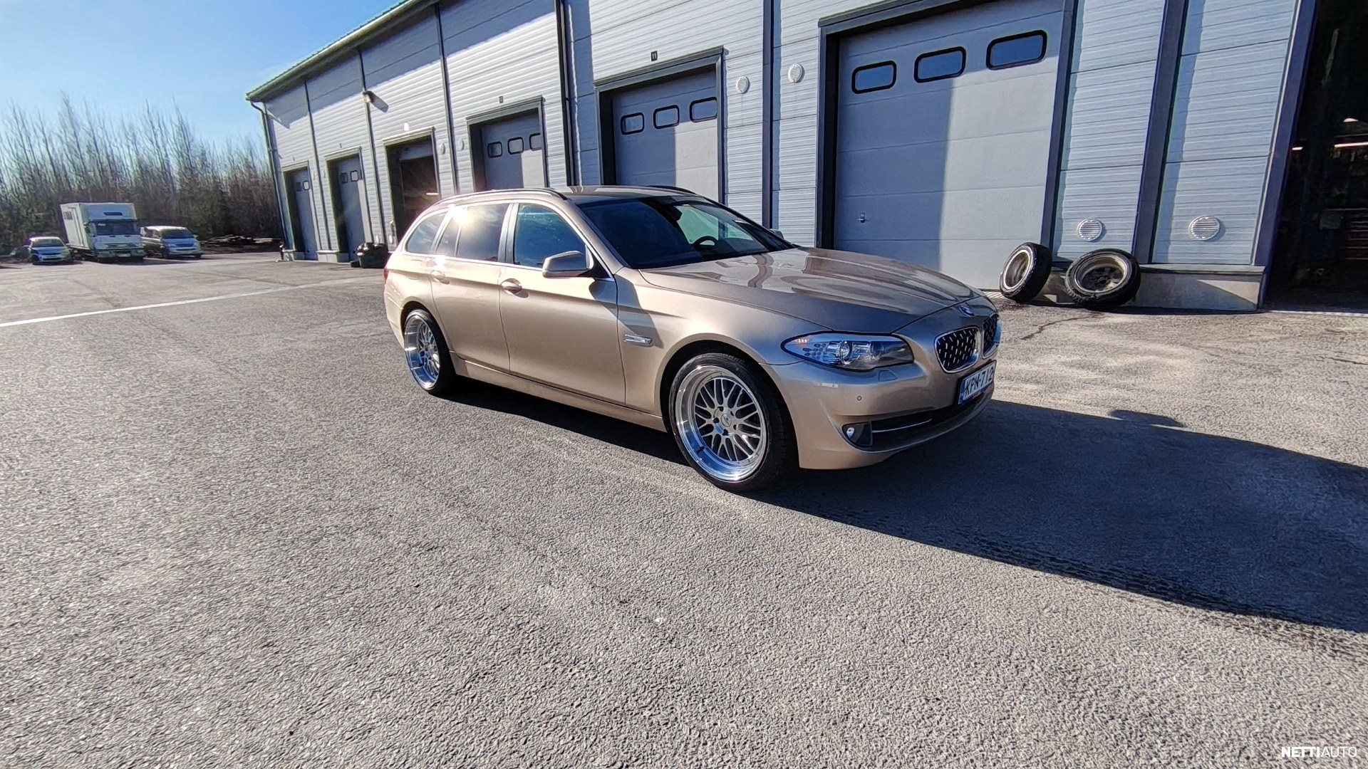 BMW 520