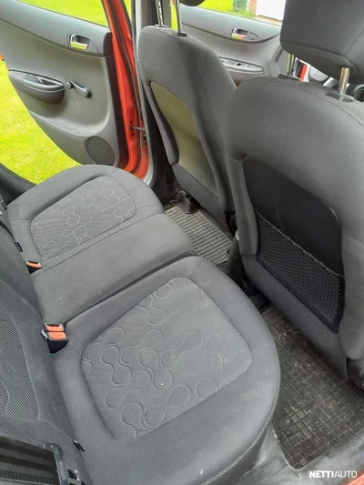 Hyundai i20 1,4 5d Comfort 2011, kuva 7/10