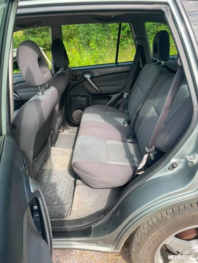 Toyota RAV4 2004, kuva 7/14