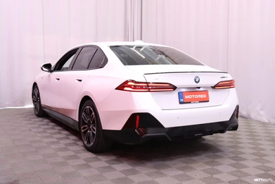BMW i5 2024, photo 5/48