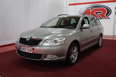 Skoda Octavia 2012, kuva 1/10