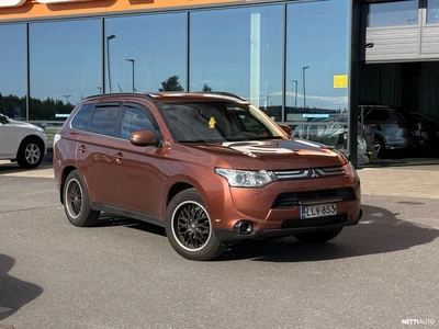 Mitsubishi Outlander 2013, kuva 2/10
