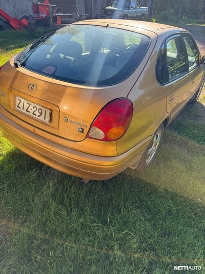 Toyota Corolla 2000, photo 4/8