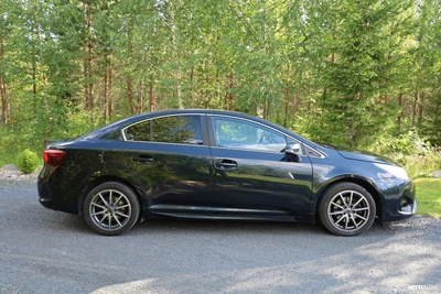 Toyota Avensis 2017, kuva 2/7