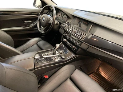 BMW 520 2016, photo 7/36