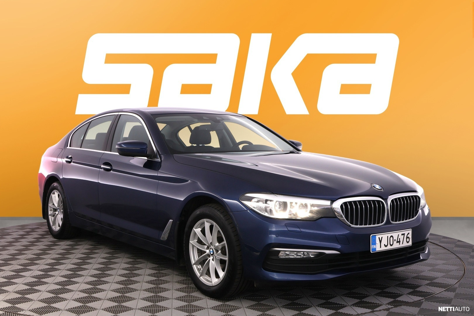 BMW 520