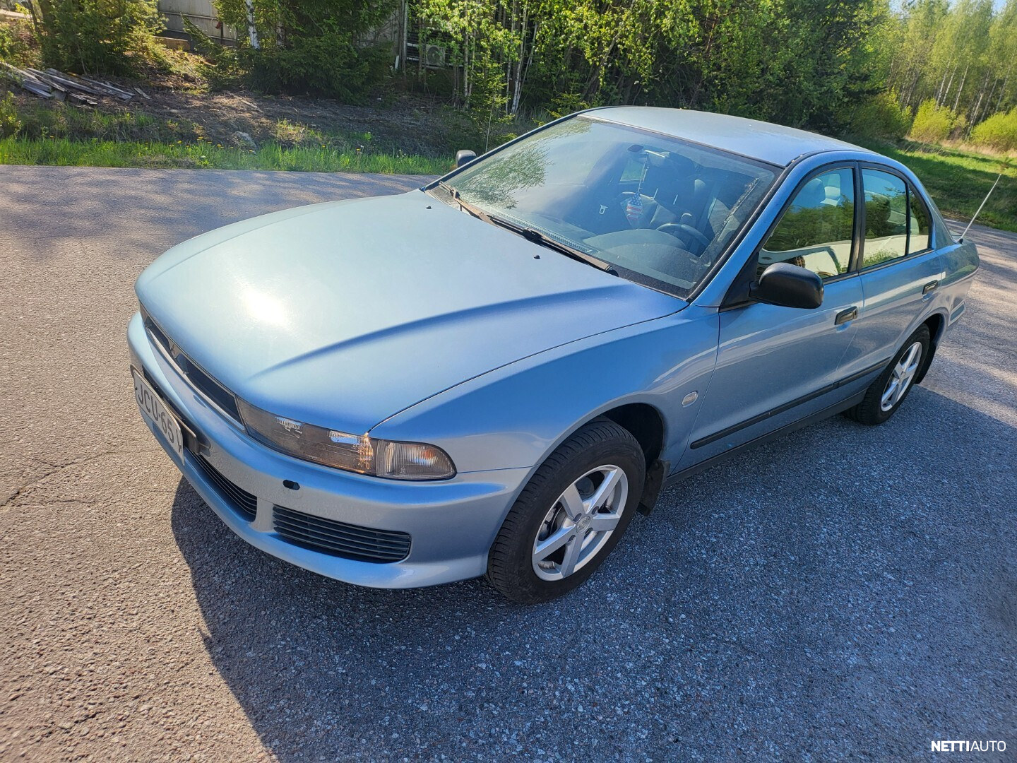 Mitsubishi Galant