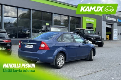 Ford Focus 1,6 100hv Ghia M5 Sedan 2010, kuva 2/6