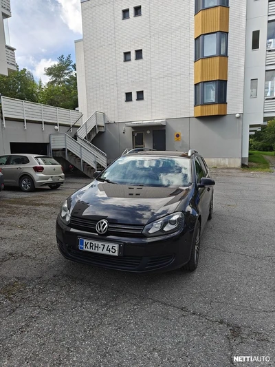 Volkswagen Golf 2011, kuva 1/10