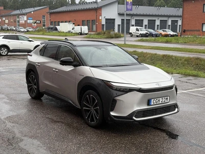 Toyota bZ4X Executive AWD 2022, kuva 3/30