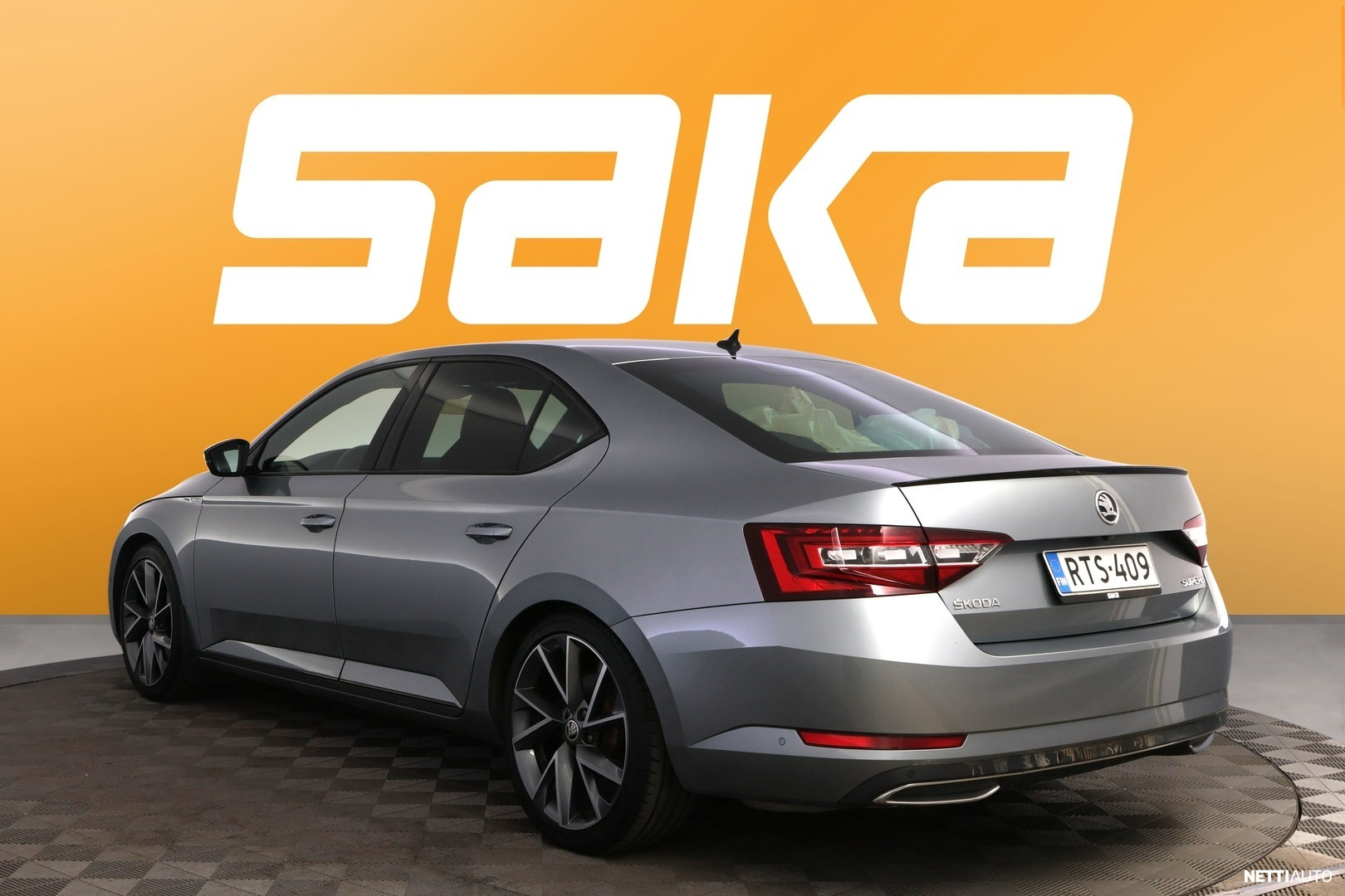 Skoda Superb 2018, kuva 5/45