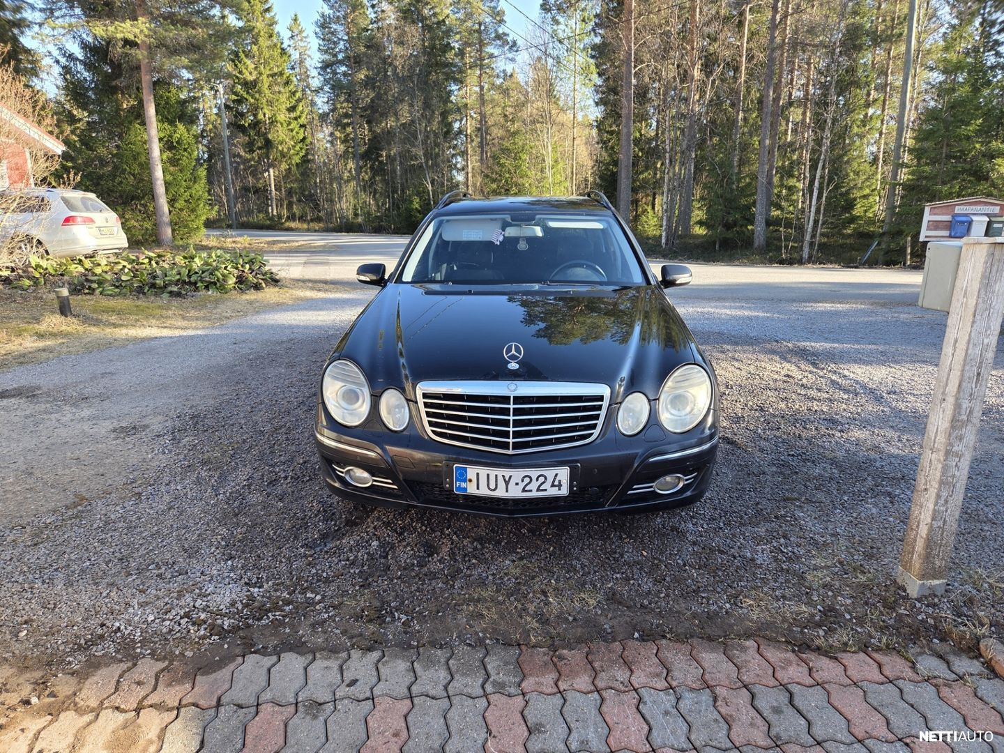 Mercedes-Benz E