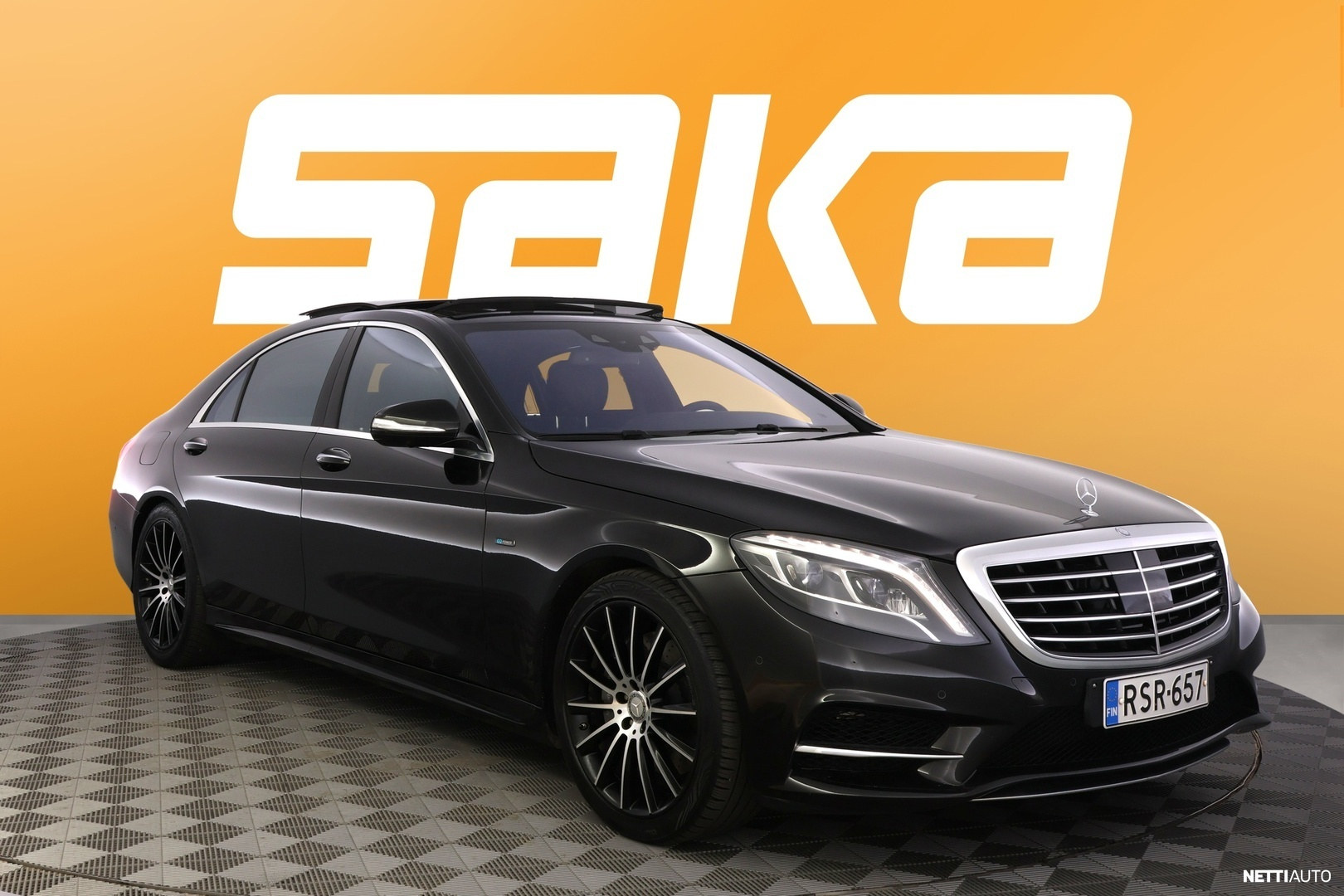 Mercedes-Benz S