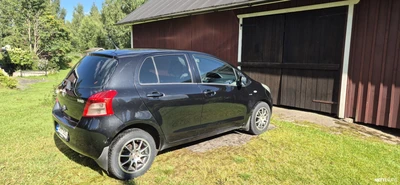 Toyota Yaris 1,4 D-4D Superior 5ov 2007, photo 4/6