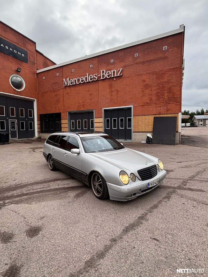 Mercedes-Benz E