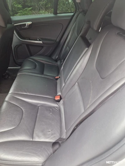 Volvo V60 2014, kuva 7/16