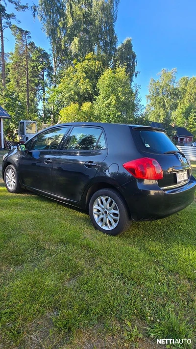 Toyota Auris 2008, kuva 3/7