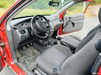 Ford Focus Hatchback 2000, kuva 4/13