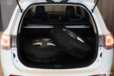 Mitsubishi Outlander 2015, kuva 6/24
