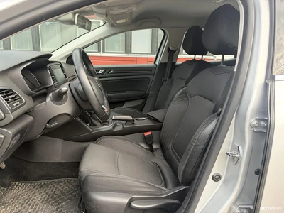 Renault Megane 2016, photo 7/27
