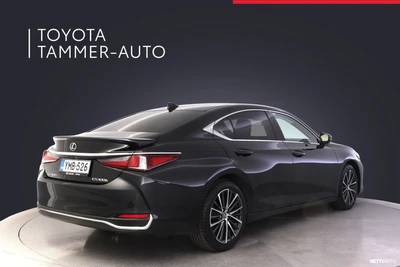 Lexus ES 300h Business Edition 2023, photo 6/15