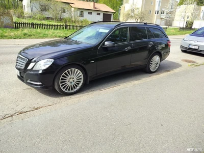 Mercedes-Benz 220 2011, photo 4/12