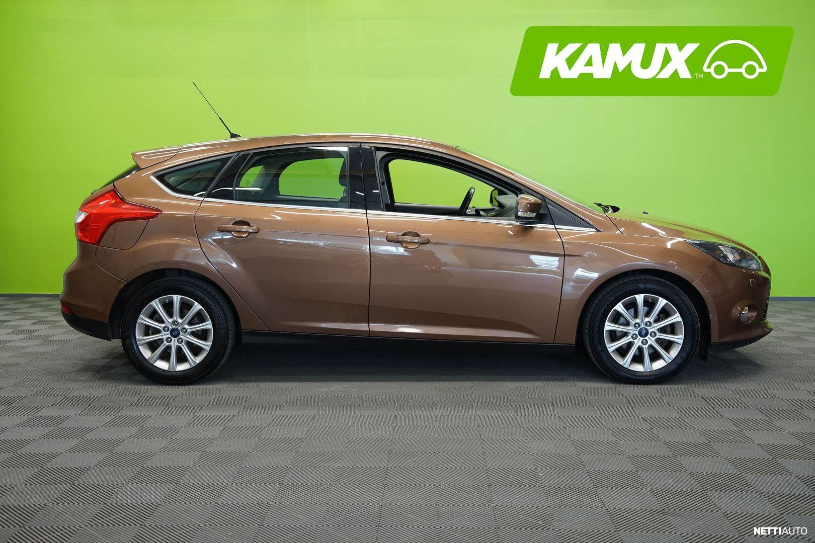Ford Focus 2014, photo 2/22