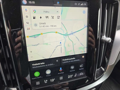 Volvo V60 2024, photo 5/18