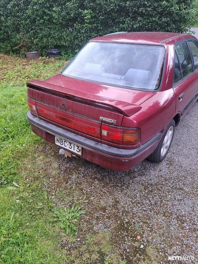 Mazda 323 4d sedan 1994, kuva 1/7