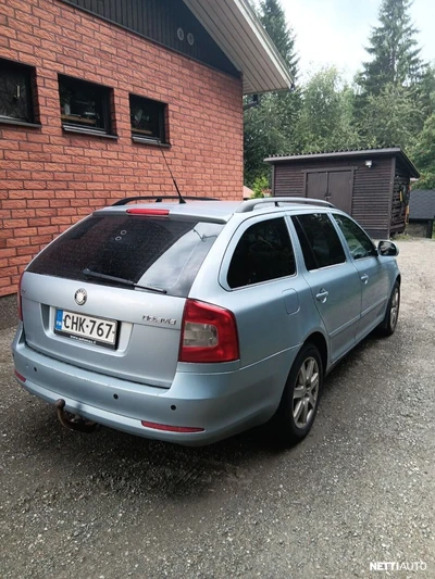 Skoda Octavia 2010, kuva 5/11