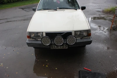 Volvo 740 1990, photo 1/13