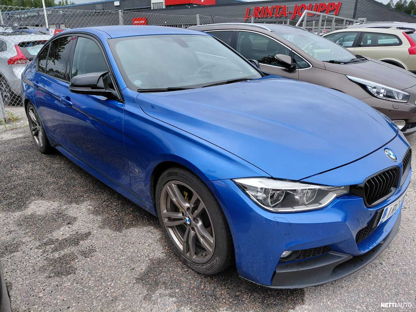 BMW 330