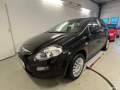 Fiat Punto Evo 2010, photo 1/16