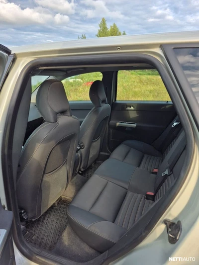 Volvo V50 2011, photo 5/6