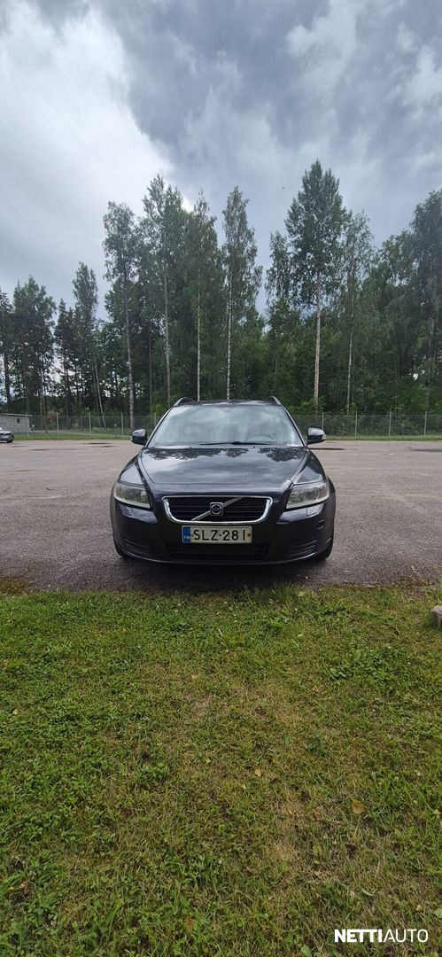 Volvo V50