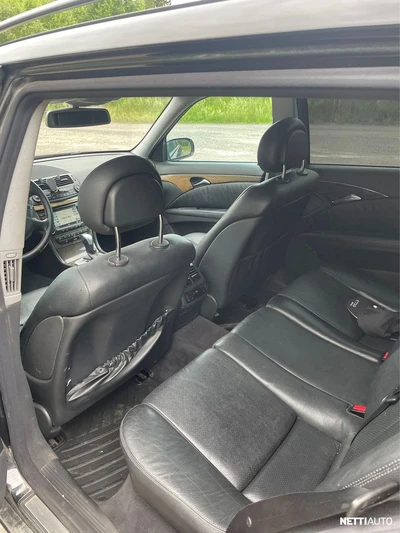 Mercedes-Benz E 2004, photo 3/7