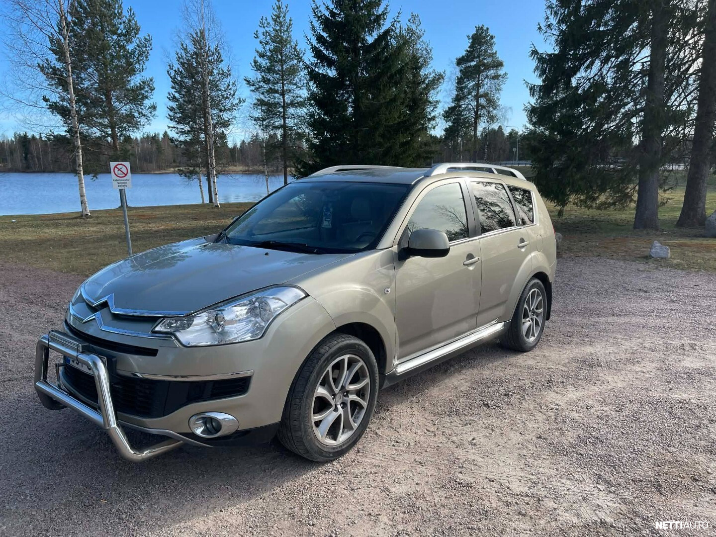 Citroen C-Crosser