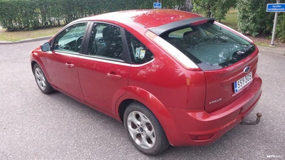 Ford Focus 1,6 100hv Trend M5 5-ovinen 2008, photo 6/24