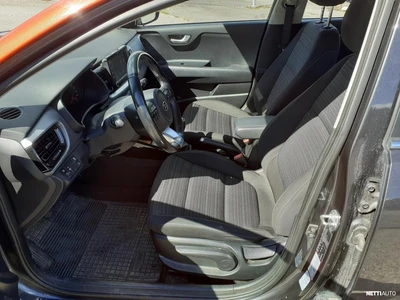Kia Stonic 2020, photo 5/8