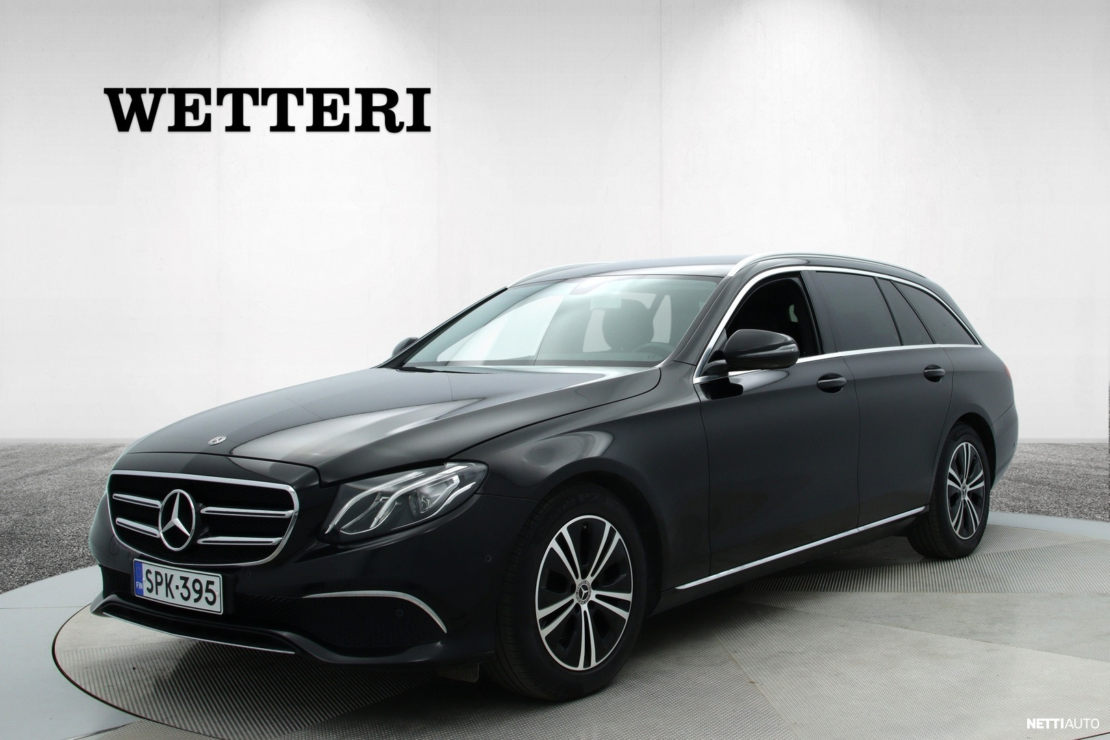 Mercedes-Benz E
