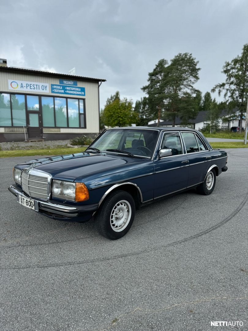 Mercedes-Benz 250