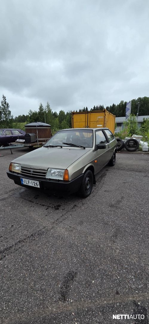 Lada Samara