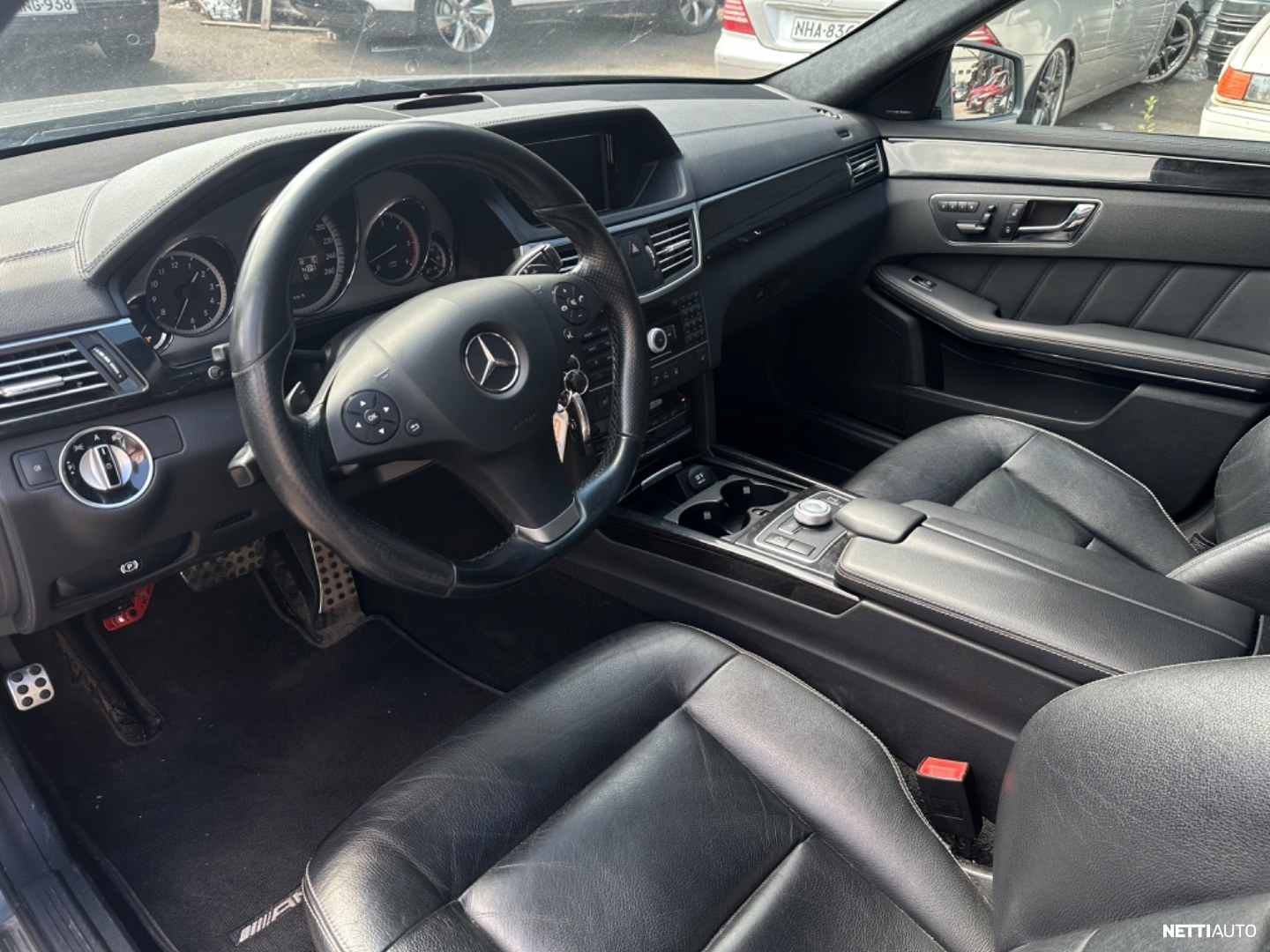 Mercedes-Benz E 2010, photo 4/12