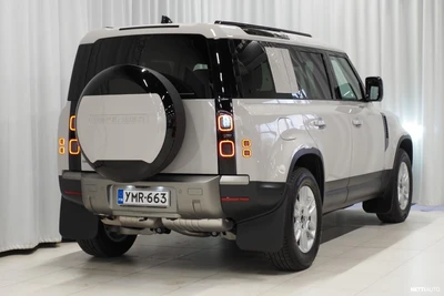 Land Rover Defender 2026, photo 3/22