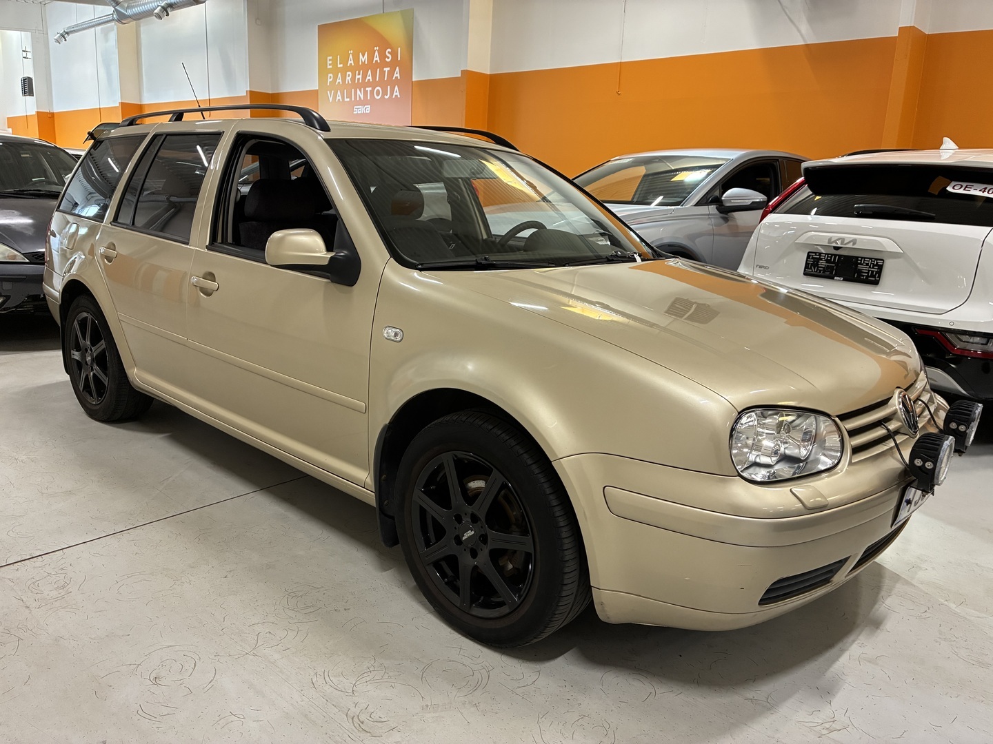 Volkswagen Golf Variant 5D GOLF VARIANT 1.6-1J/250