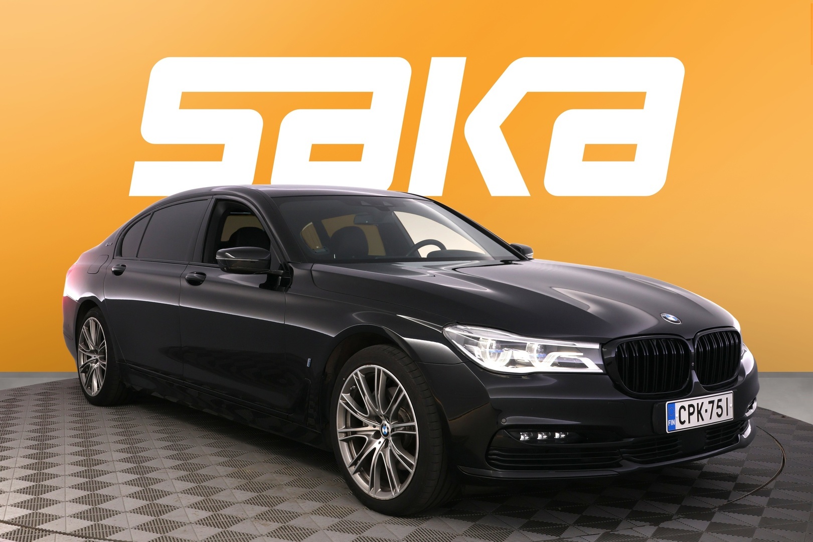 BMW 740