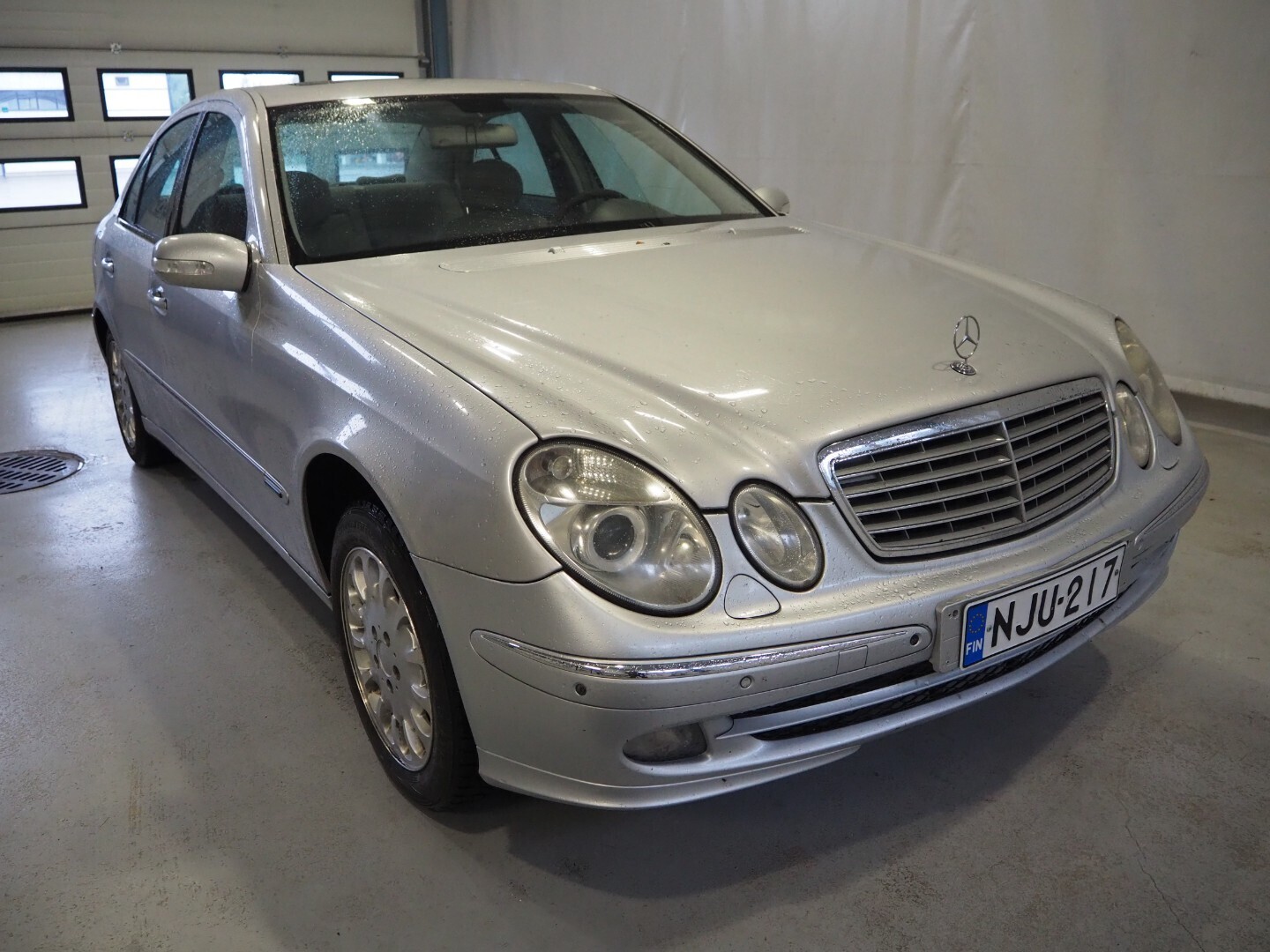 Mercedes-Benz E 220