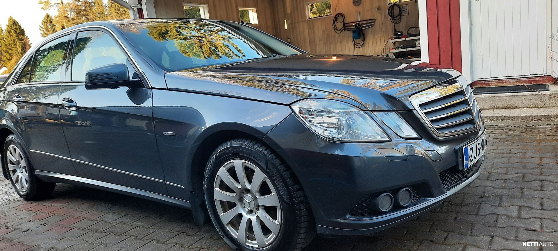 Mercedes-Benz E